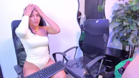 AbbyAndAntonela online show from 12, 6, 2026