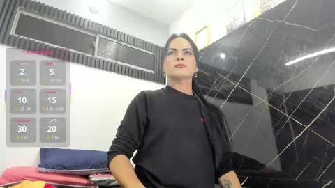 Analia smith online show from 6, 1, 2026