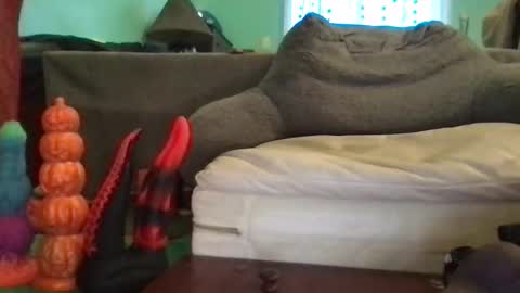 Snapshot of analzilla chatting on 22, 11, 2025 Mandy online show from 22, 11, 2025