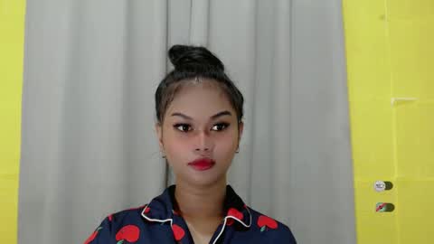 Snapshot of anaruru_ chatting on 23, 12, 2024 ANA online show from 23, 12, 2024