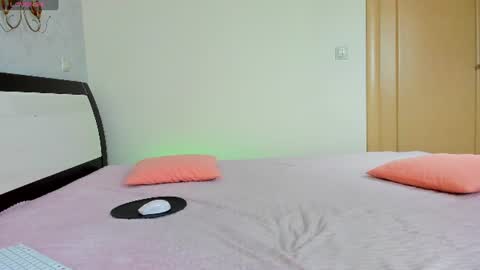 Sexy girl online show from 23, 6, 2026