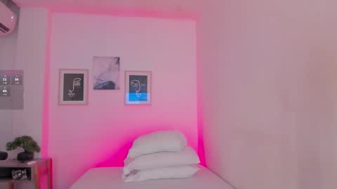 Snapshot of anastasia_lauren chatting on 7, 1, 2026 Ana online show from 7, 1, 2026