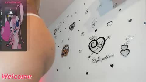 Snapshot of anastasia_tuya chatting on 12, 10, 2025 anastasia online show from 12, 10, 2025