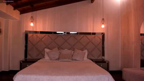 A N A S T A S I A  online show from 5, 11, 2025