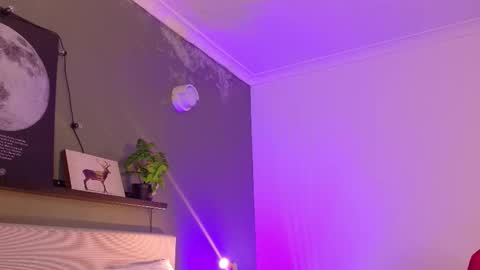 Kendra  online show from 6, 11, 2025