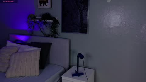 Kendra  online show from 6, 4, 2026