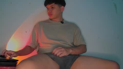 Snapshot of ancoder2912 chatting on 27, 3, 2026 Andres online show from 27, 3, 2026