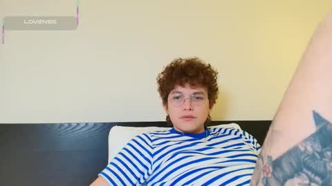 Snapshot of anddres_boss chatting on 12, 4, 2026 Tell Me ANDRESS ----- online show from 12, 4, 2026