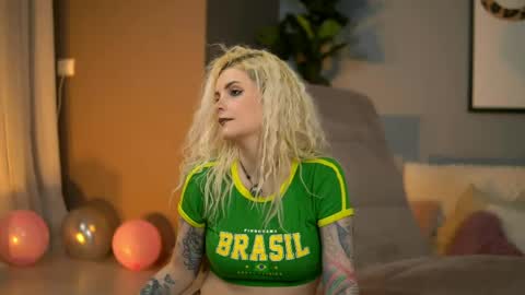 Snapshot of andiahart chatting on 21, 4, 2026 Rosse online show from 21, 4, 2026