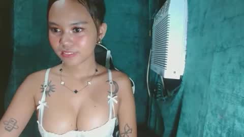 Snapshot of andiaprecious_ chatting on 16, 4, 2026 andiaprecious_ online show from 16, 4, 2026