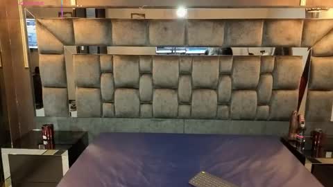 andiejones online show from 11, 11, 2025