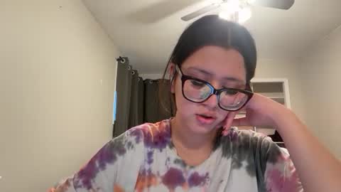 anditspinkxo online show from 15, 6, 2026