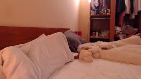 Snapshot of andrasweetie chatting on 6, 3, 2025 Andra online show from 6, 3, 2025