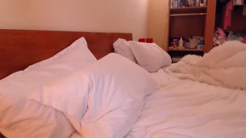 Snapshot of andrasweetie chatting on 11, 3, 2025 Andra online show from 11, 3, 2025