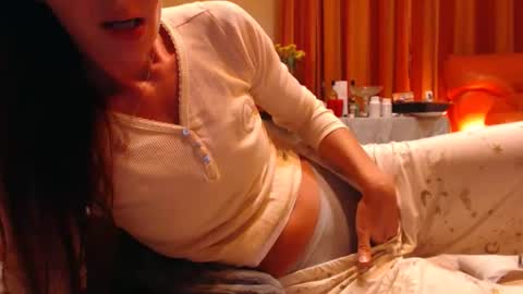 Snapshot of andrasweetie chatting on 25, 9, 2025 Andra online show from 25, 9, 2025