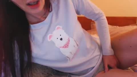 Snapshot of andrasweetie chatting on 1, 2, 2026 Andra online show from 1, 2, 2026