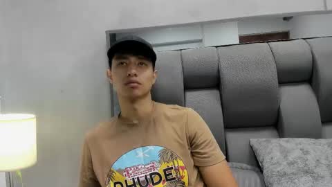 Snapshot of andre_blow chatting on 10, 10, 2025 Andre Blow online show from 10, 10, 2025