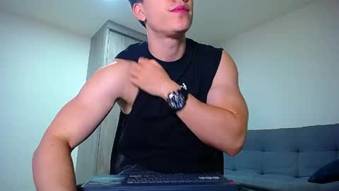 Snapshot of andre_parker chatting on 18, 4, 2026 Andre Parker online show from 18, 4, 2026