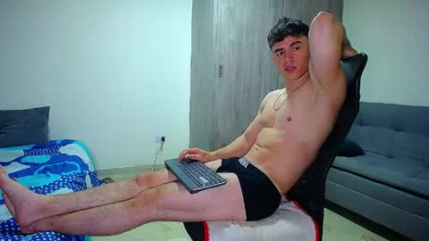 Snapshot of andre_parker chatting on 24, 4, 2026 Andre Parker online show from 24, 4, 2026