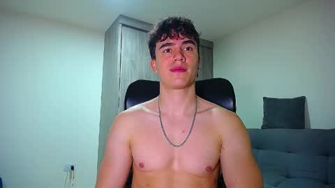 Snapshot of andre_parker chatting on 3, 6, 2026 Andre Parker online show from 3, 6, 2026