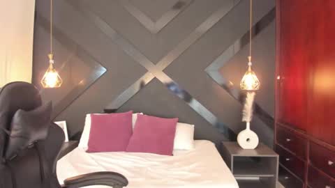 Snapshot of andre_soto_ chatting on 23, 2, 2025 A N D R E online show from 23, 2, 2025