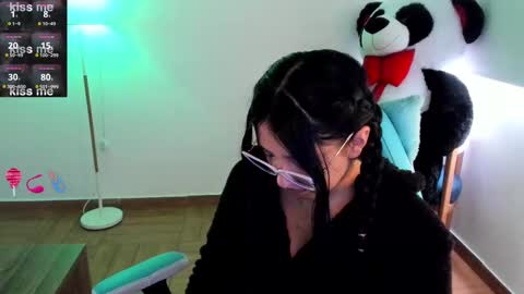 andrea_bonnie online show from 4, 3, 2025