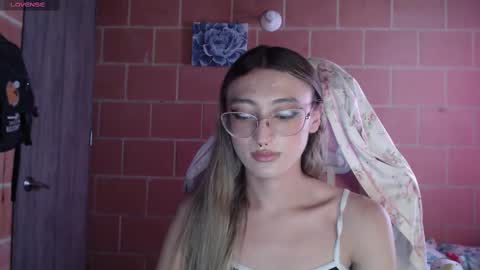 Andrea  online show from 14, 10, 2025