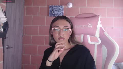 Andrea  online show from 4, 2, 2026