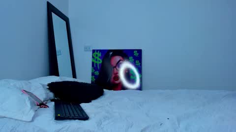 Snapshot of andrea_cherryy_ chatting on 29, 10, 2025 Andrea Cherry online show from 29, 10, 2025