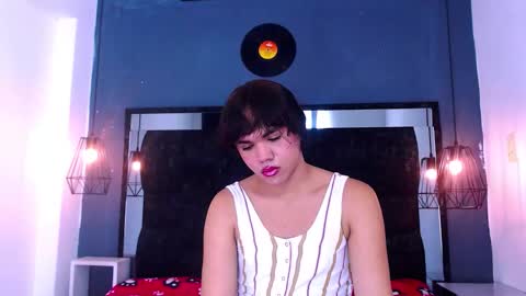 Snapshot of andrea_gill_ chatting on 6, 2, 2026 Andres Gil online show from 6, 2, 2026