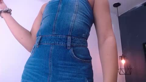 Snapshot of andrea_gill_ chatting on 14, 2, 2026 Andres Gil online show from 14, 2, 2026