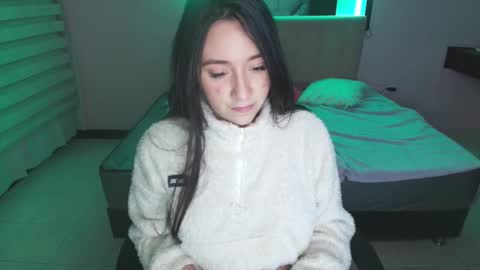 Andrea Ramos online show from 27, 2, 2025