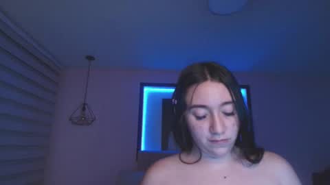 Andrea Ramos online show from 6, 3, 2025