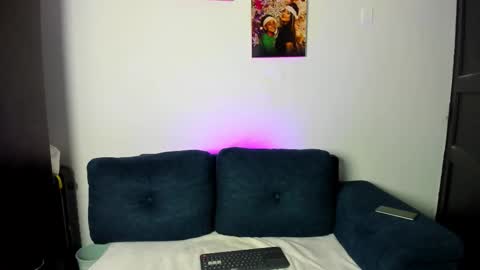 Snapshot of andreaandkarina chatting on 21, 9, 2025 Andrea Karina online show from 21, 9, 2025