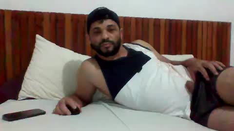 Snapshot of andreloko123 chatting on 24, 1, 2025 andreloko123 online show from 24, 1, 2025