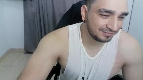 andres180950734 online show from 19, 5, 2026