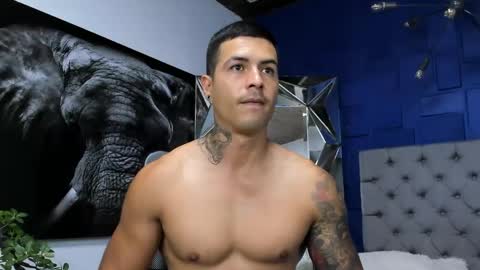Snapshot of andres_clark chatting on 4, 6, 2026 insta andres clark online show from 4, 6, 2026