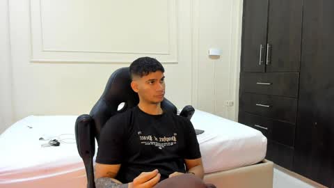 andres_stud online show from 16, 4, 2026