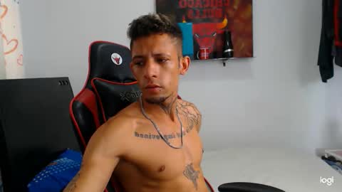 Andres white online show from 4, 11, 2025