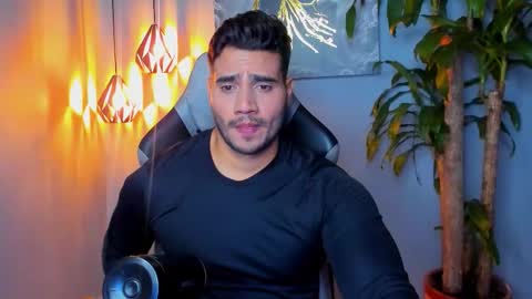 Snapshot of andresfiit chatting on 18, 10, 2025 Andres online show from 18, 10, 2025