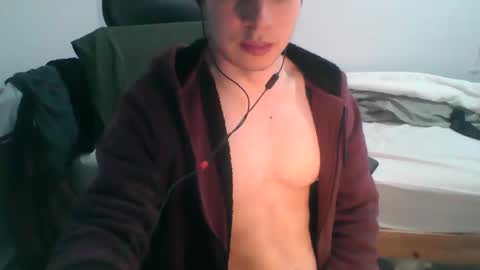 Snapshot of andresse_lat chatting on 12, 4, 2026 andresse_lat online show from 12, 4, 2026