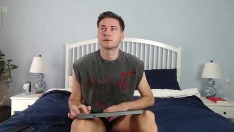 Justin Andrew online show from 25, 9, 2025