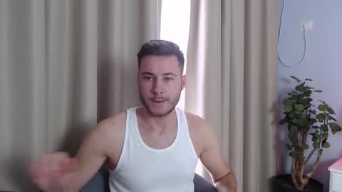 Snapshot of andrew2305 chatting on 17, 10, 2025 Justin Andrew online show from 17, 10, 2025