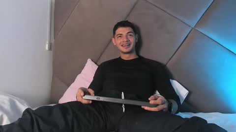 Snapshot of andrew_colleman1 chatting on 7, 11, 2025 Colleman online show from 7, 11, 2025