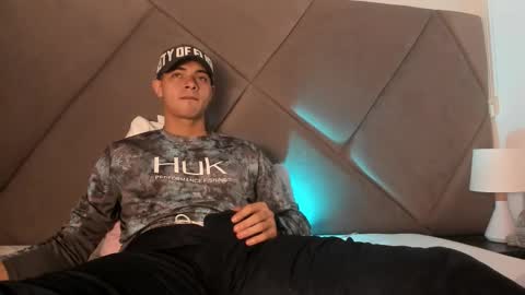 Snapshot of andrew_colleman1 chatting on 8, 11, 2025 Colleman online show from 8, 11, 2025