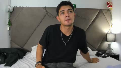 Snapshot of andrew_colleman1 chatting on 15, 12, 2025 Colleman online show from 15, 12, 2025