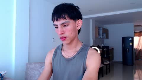 Snapshot of andrew_courtz chatting on 16, 1, 2026 Andrew Courtz online show from 16, 1, 2026