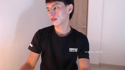 Snapshot of andrew_courtz chatting on 21, 3, 2026 Andrew Courtz online show from 21, 3, 2026