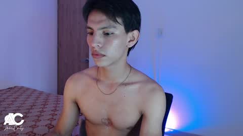 Snapshot of andrew_courtz chatting on 1, 4, 2026 Andrew Courtz online show from 1, 4, 2026