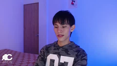 Snapshot of andrew_courtz chatting on 21, 4, 2026 Andrew Courtz online show from 21, 4, 2026